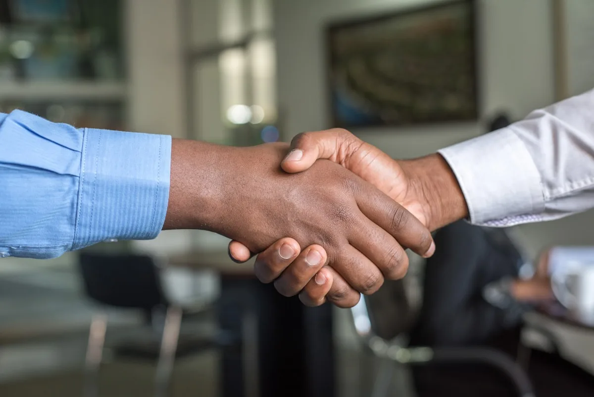 Standard téléphonique pour cabinet RH et recrutement — accueil candidats et clients séparé