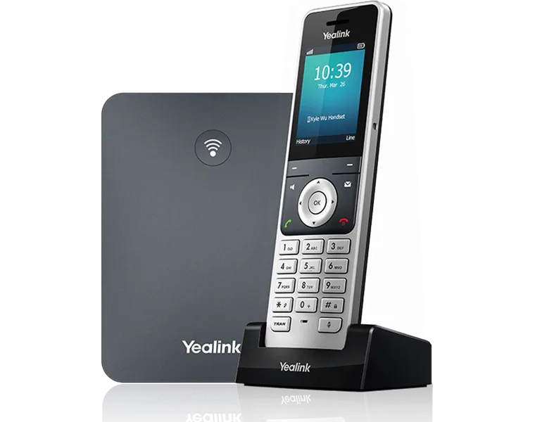 Yealink W76P : base DECT et combiné sans fil sur son socle de charge